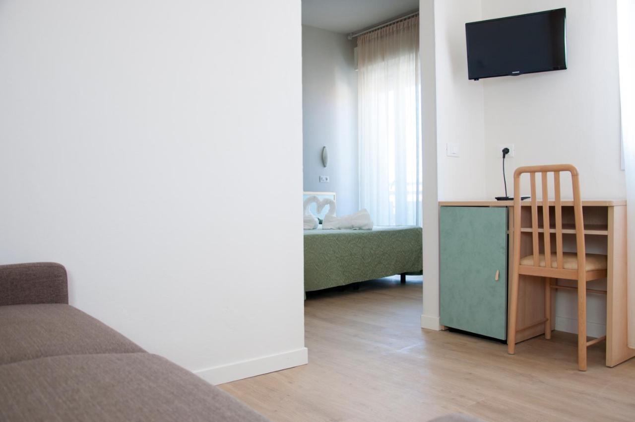 Hotel Ondina E Milazzo Cervia Dış mekan fotoğraf